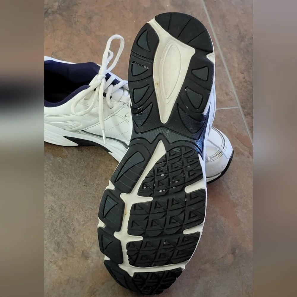 Fila Men's White Athletic Shoes Size 12